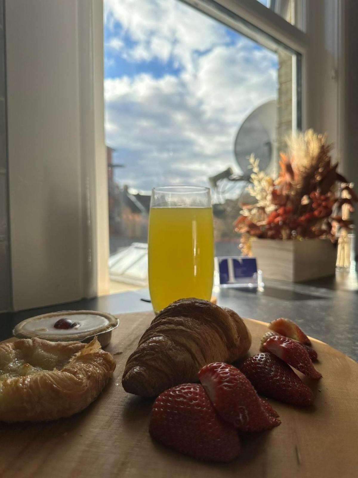 Cambridge Central Rooms - Tas Accommodations 외부 사진
