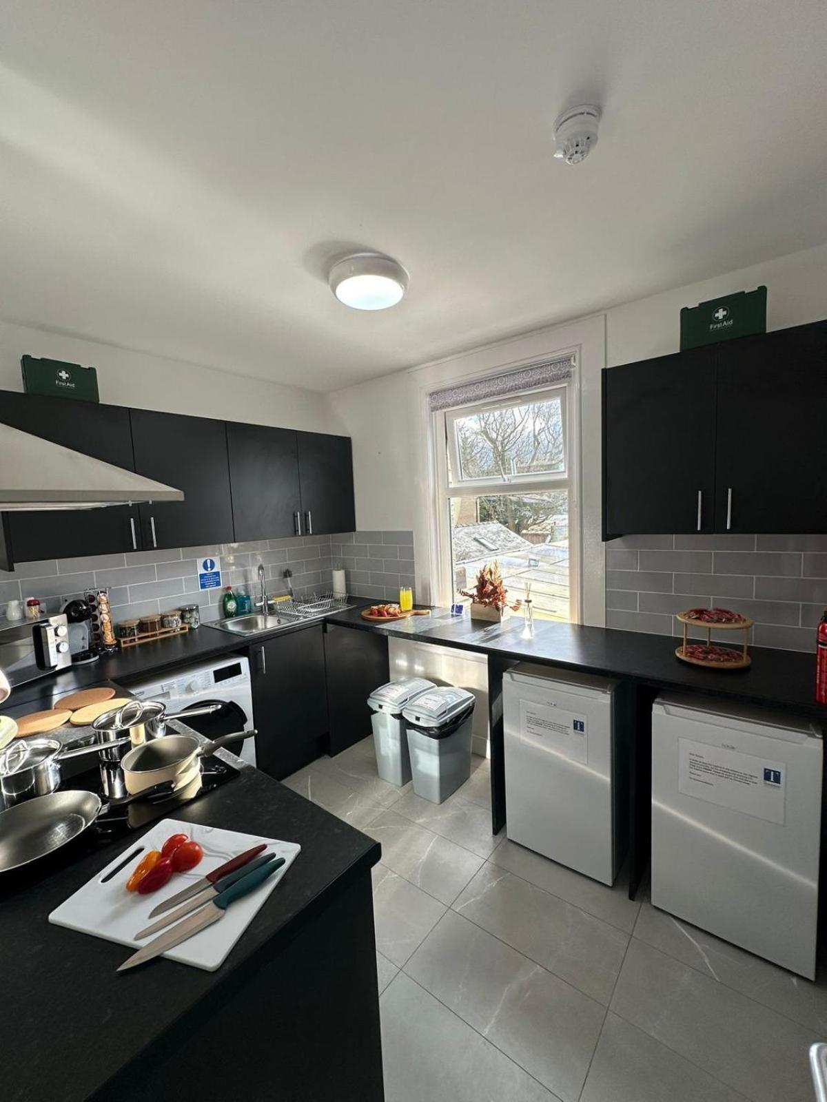 Cambridge Central Rooms - Tas Accommodations 외부 사진