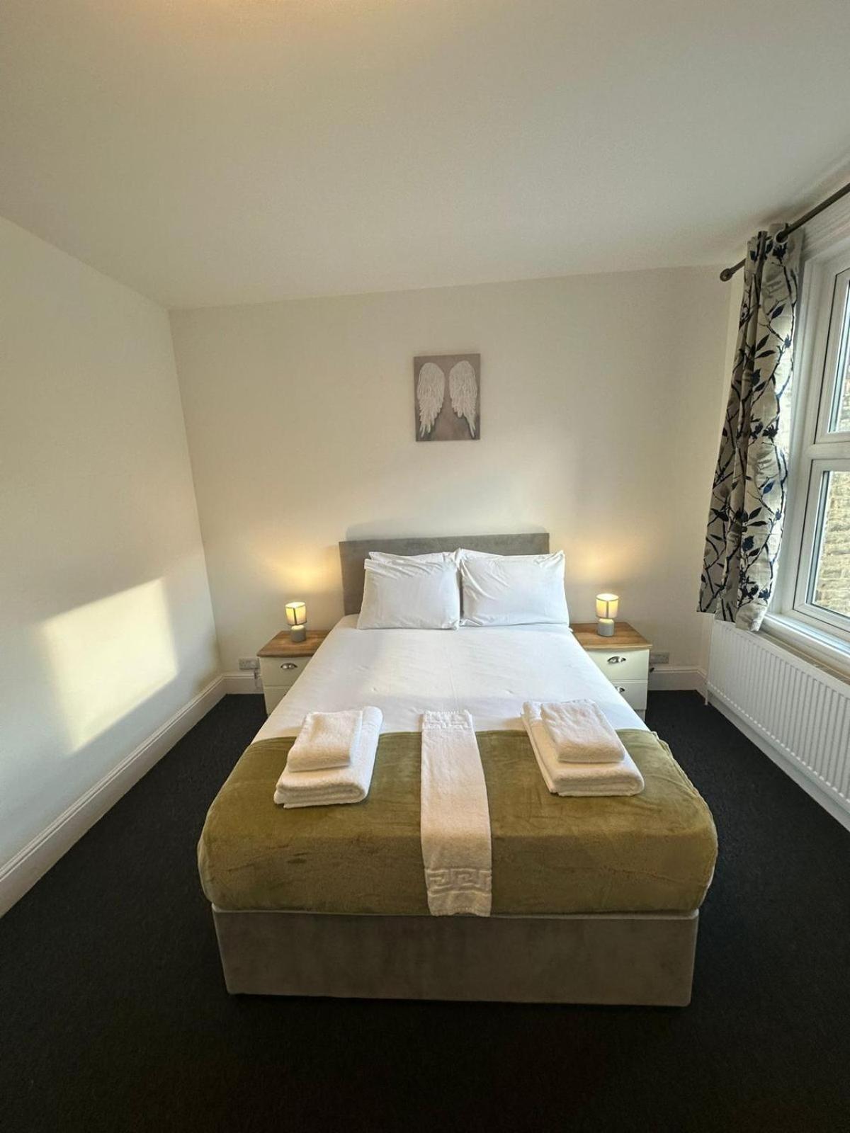 Cambridge Central Rooms - Tas Accommodations 외부 사진