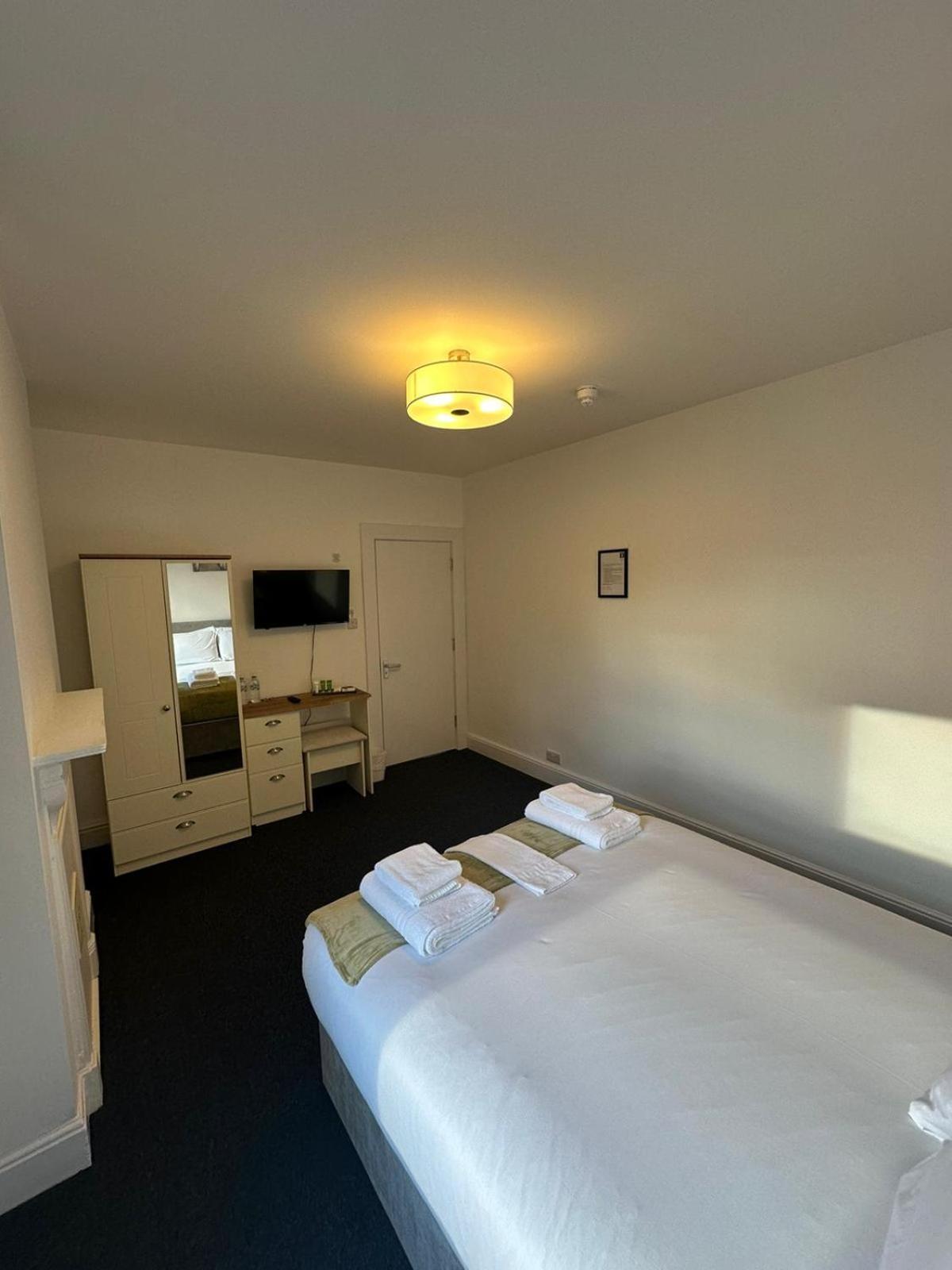 Cambridge Central Rooms - Tas Accommodations 외부 사진