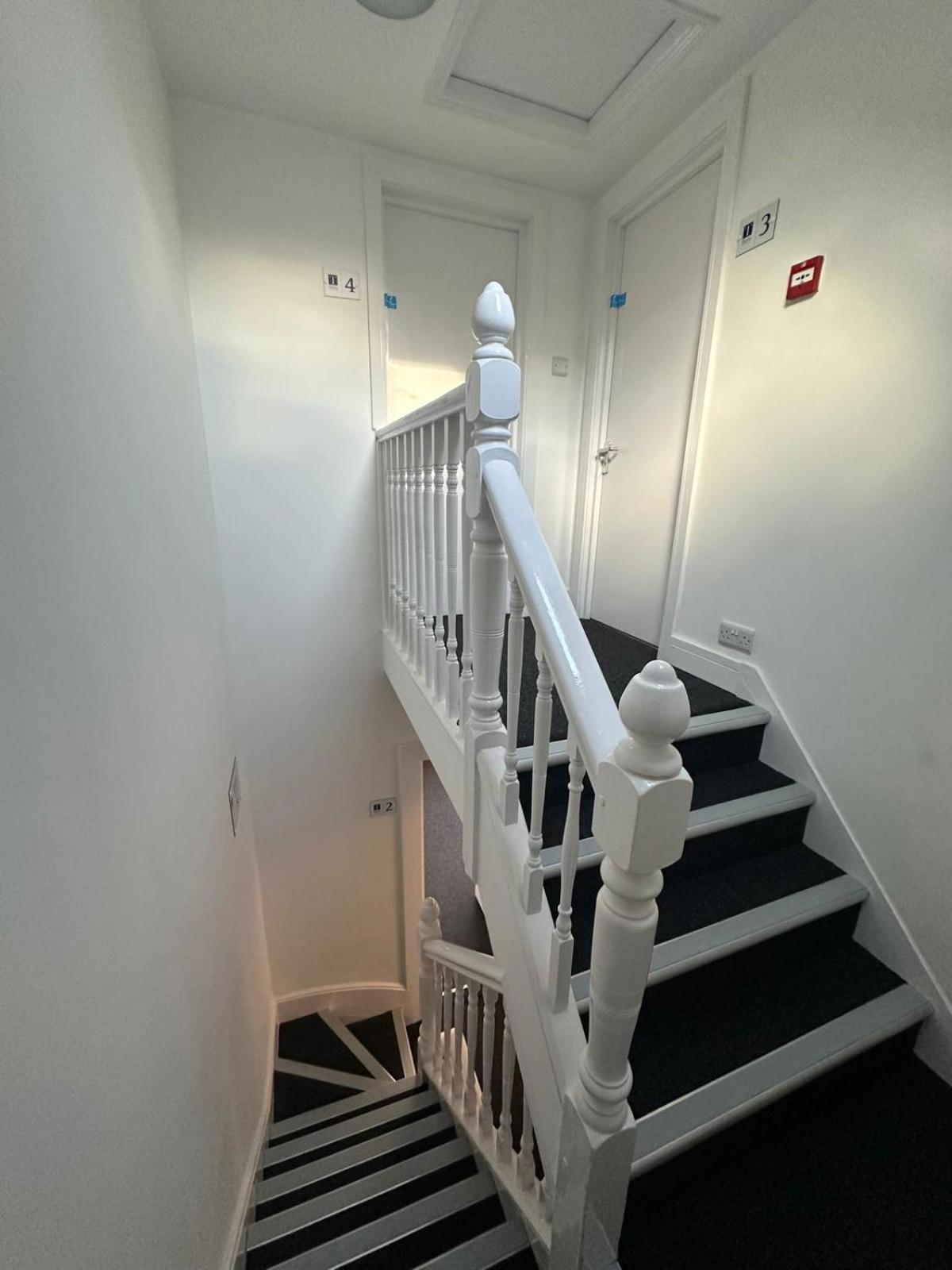 Cambridge Central Rooms - Tas Accommodations 외부 사진