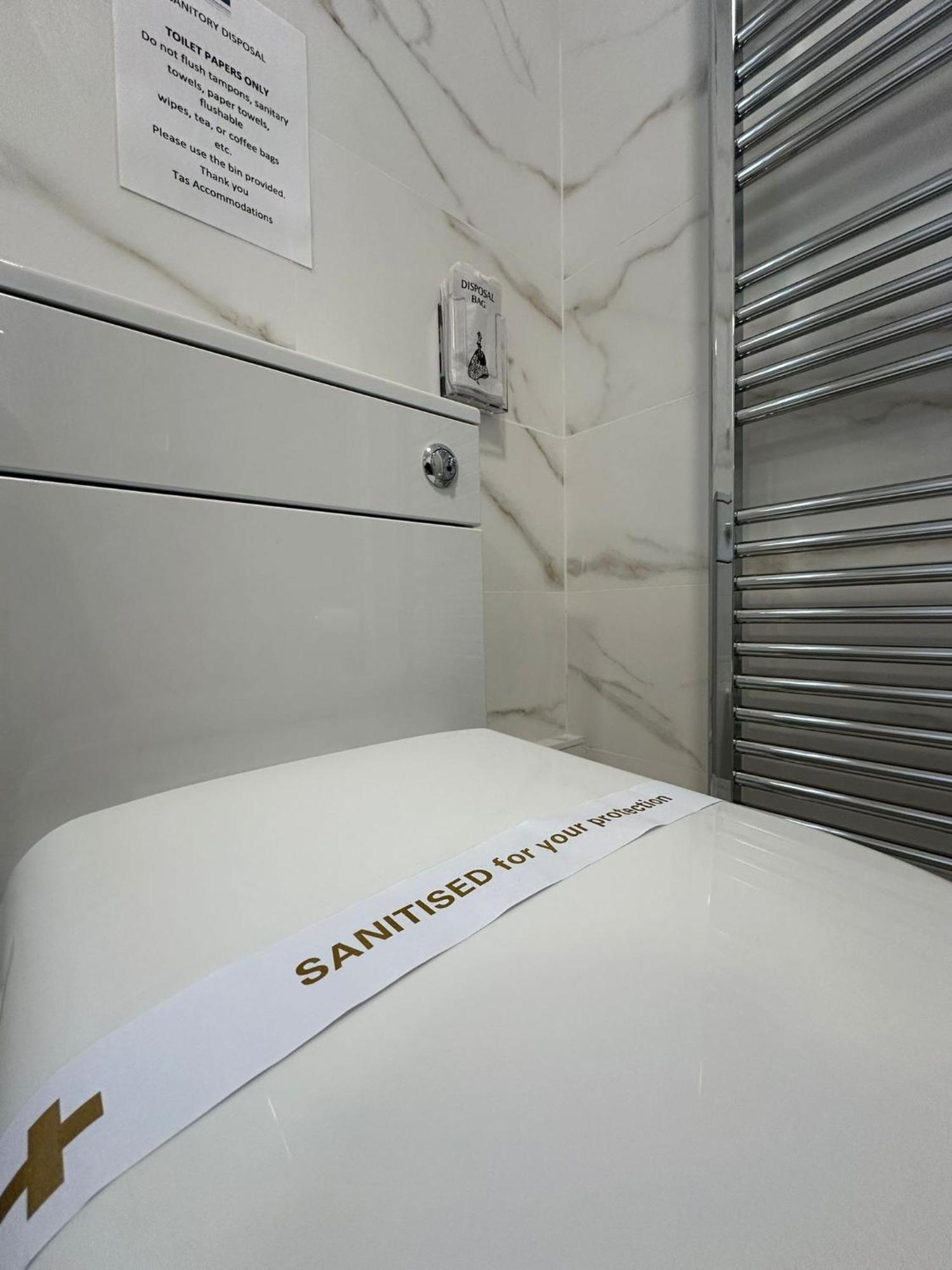 Cambridge Central Rooms - Tas Accommodations 외부 사진