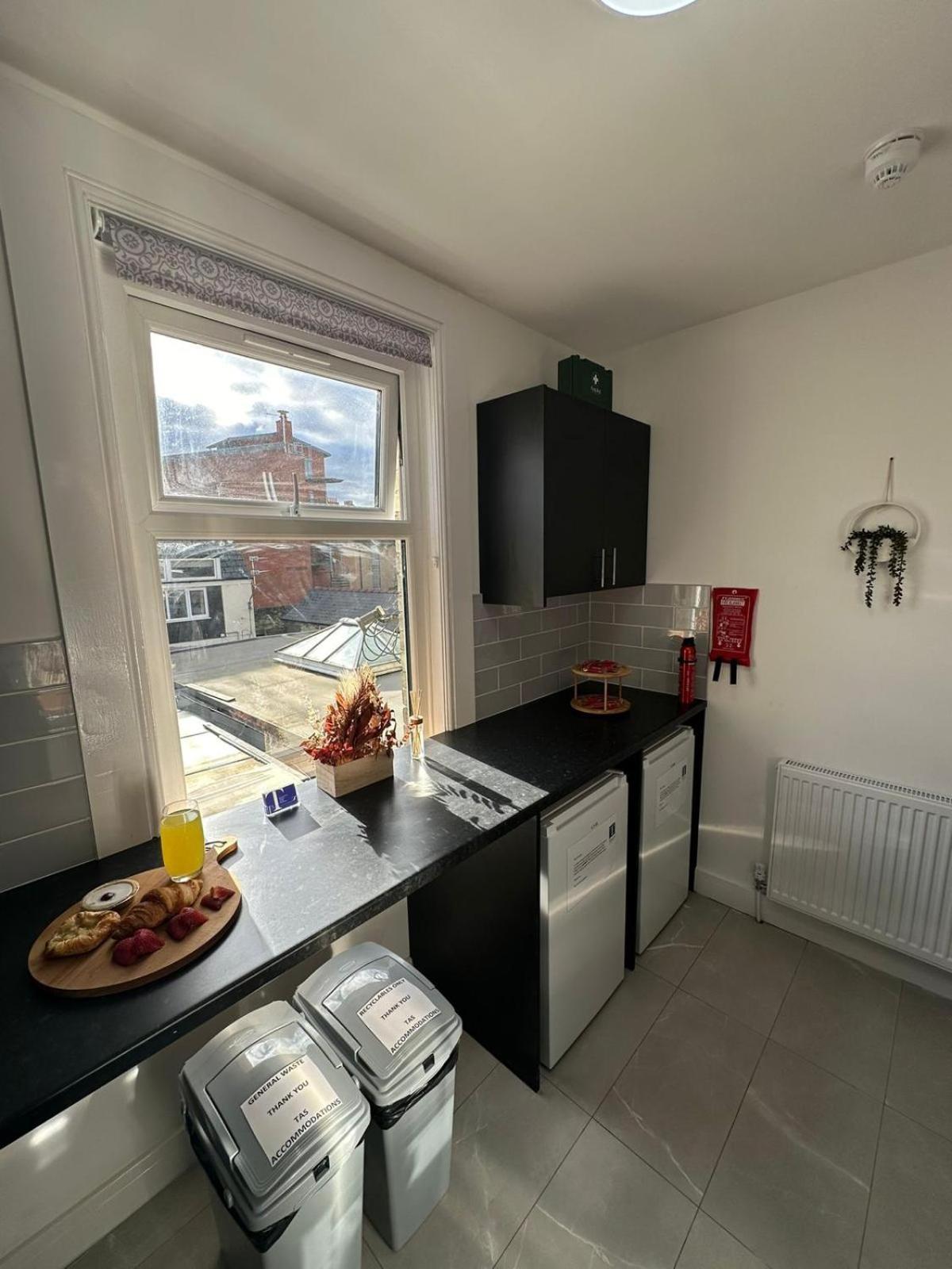 Cambridge Central Rooms - Tas Accommodations 외부 사진