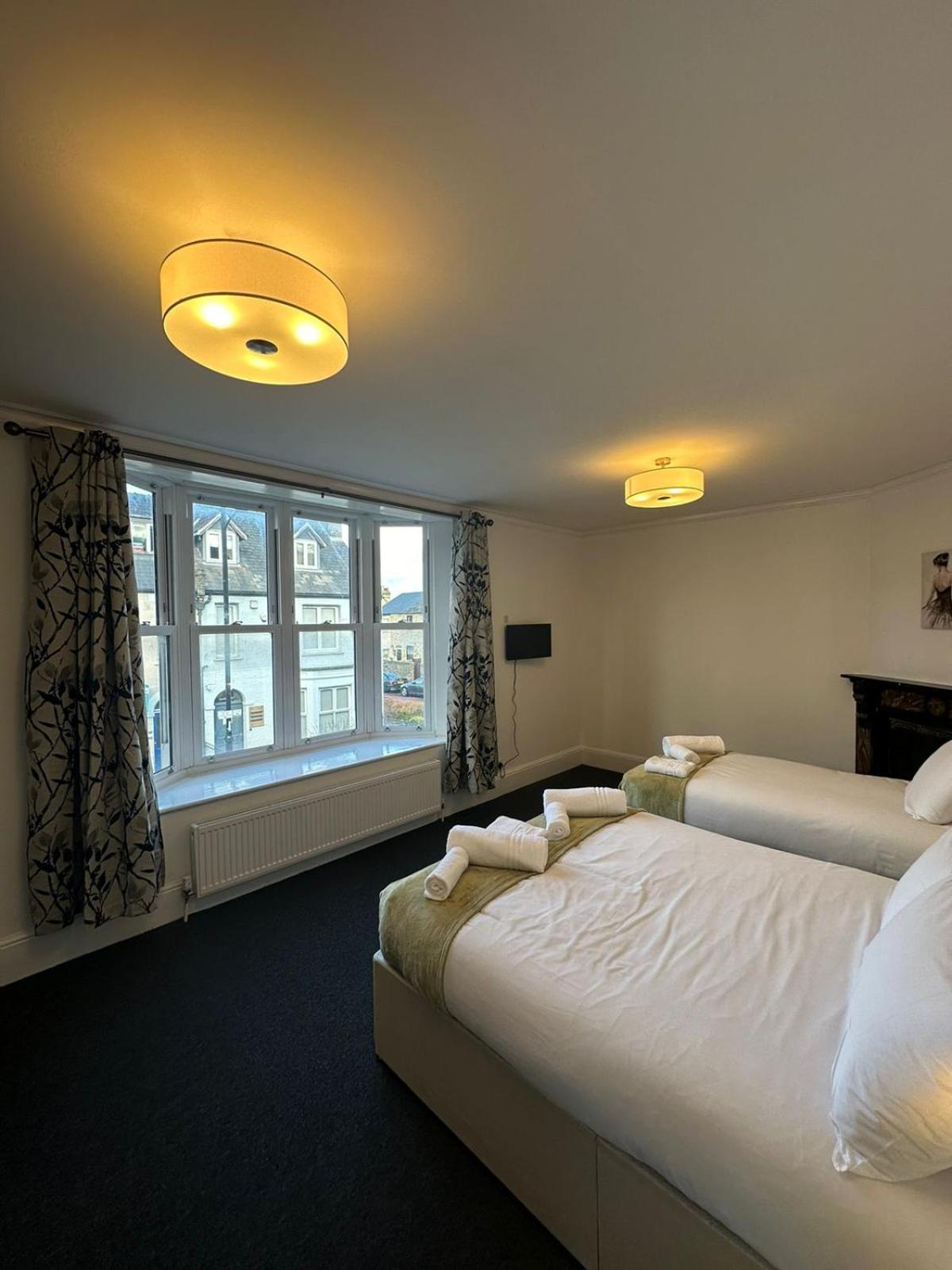 Cambridge Central Rooms - Tas Accommodations 외부 사진