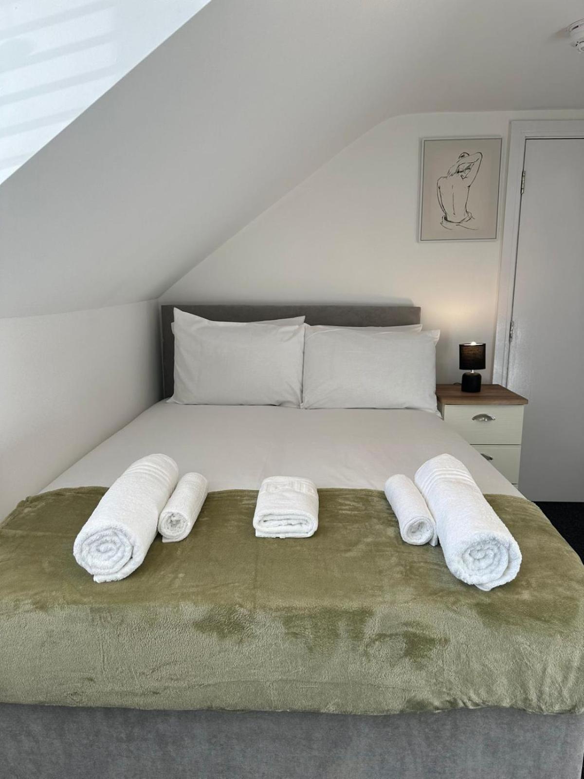 Cambridge Central Rooms - Tas Accommodations 외부 사진