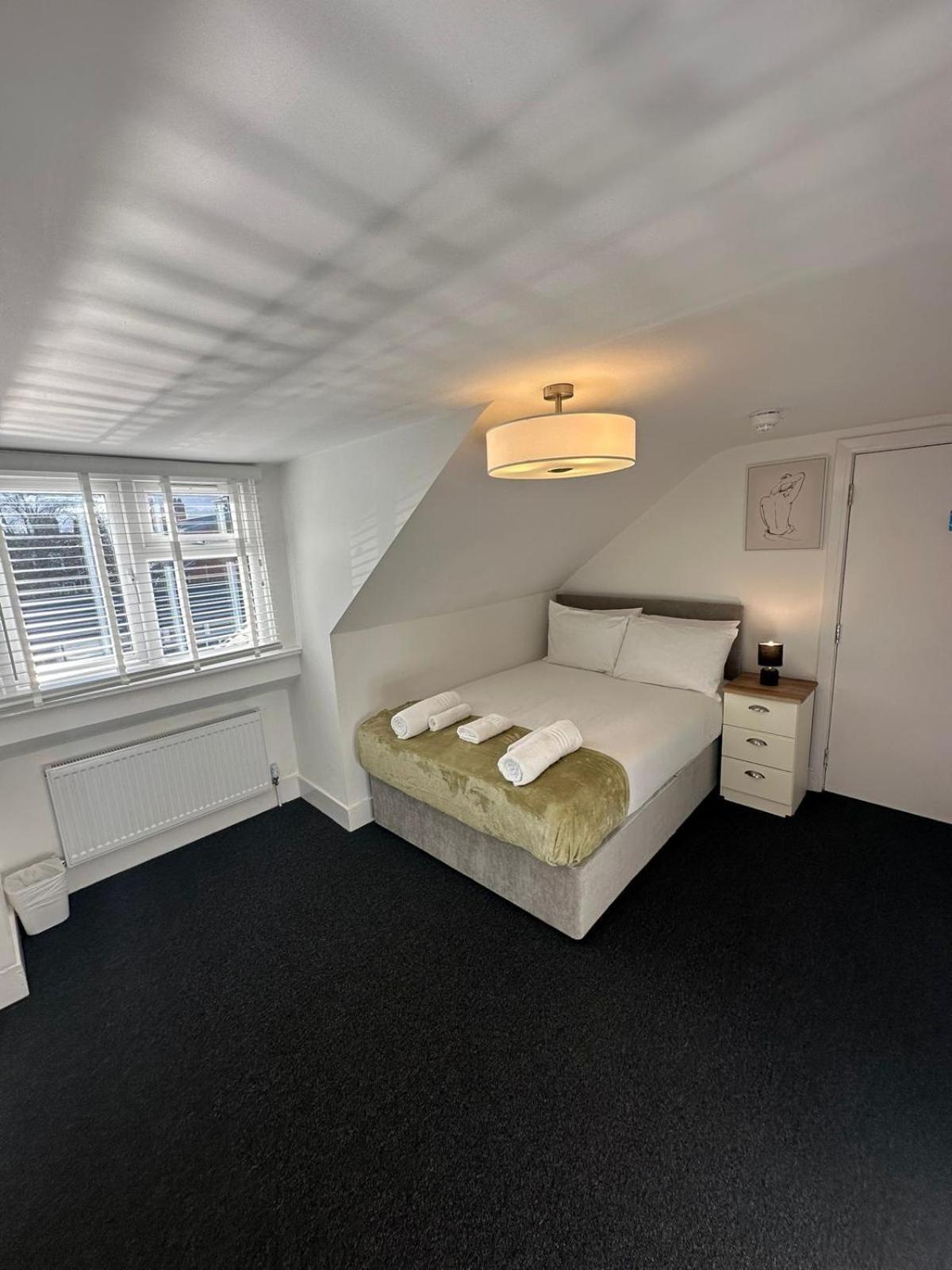 Cambridge Central Rooms - Tas Accommodations 외부 사진